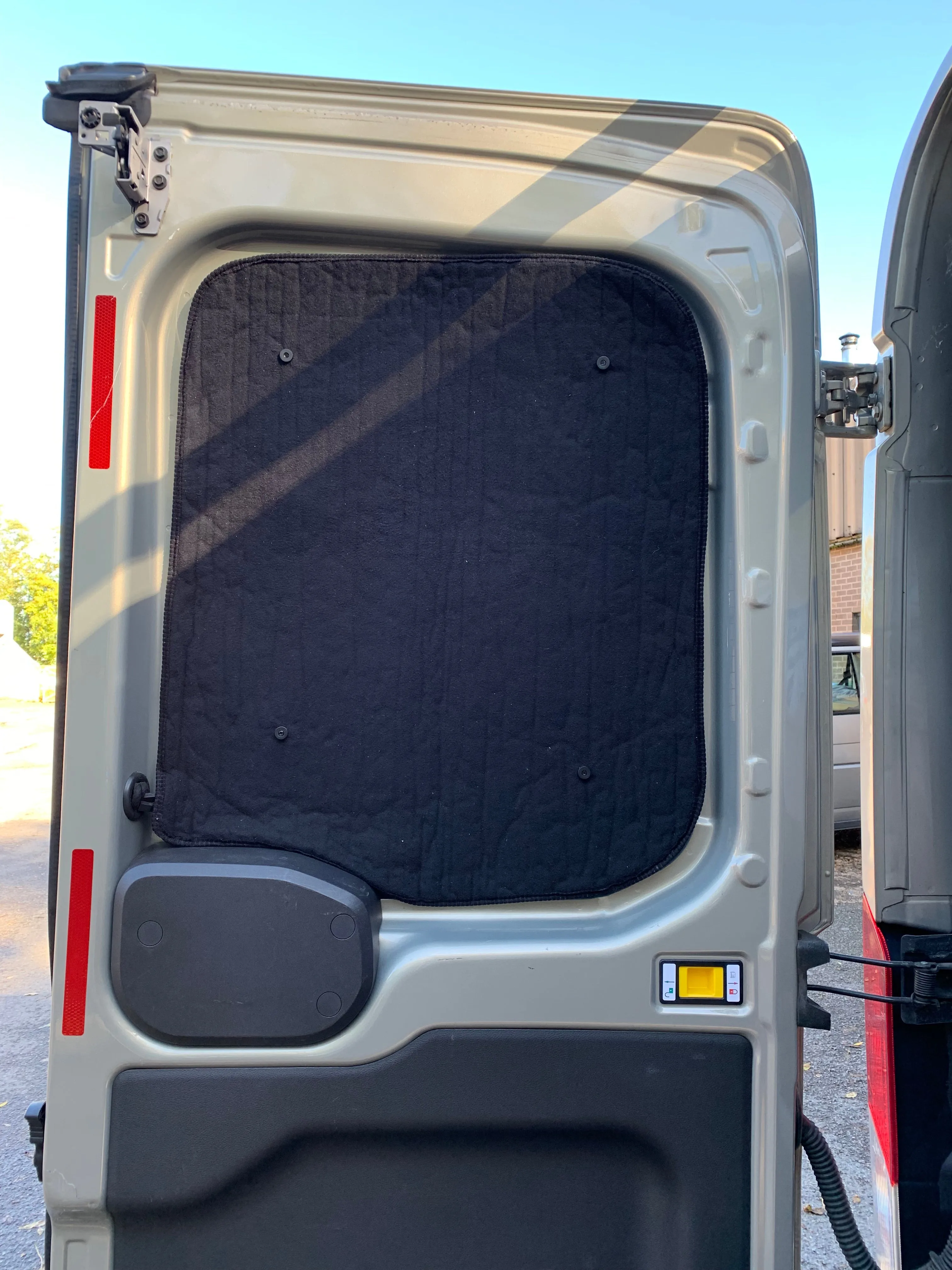 Ford Transit MK8 - STEALTH Thermal Screens