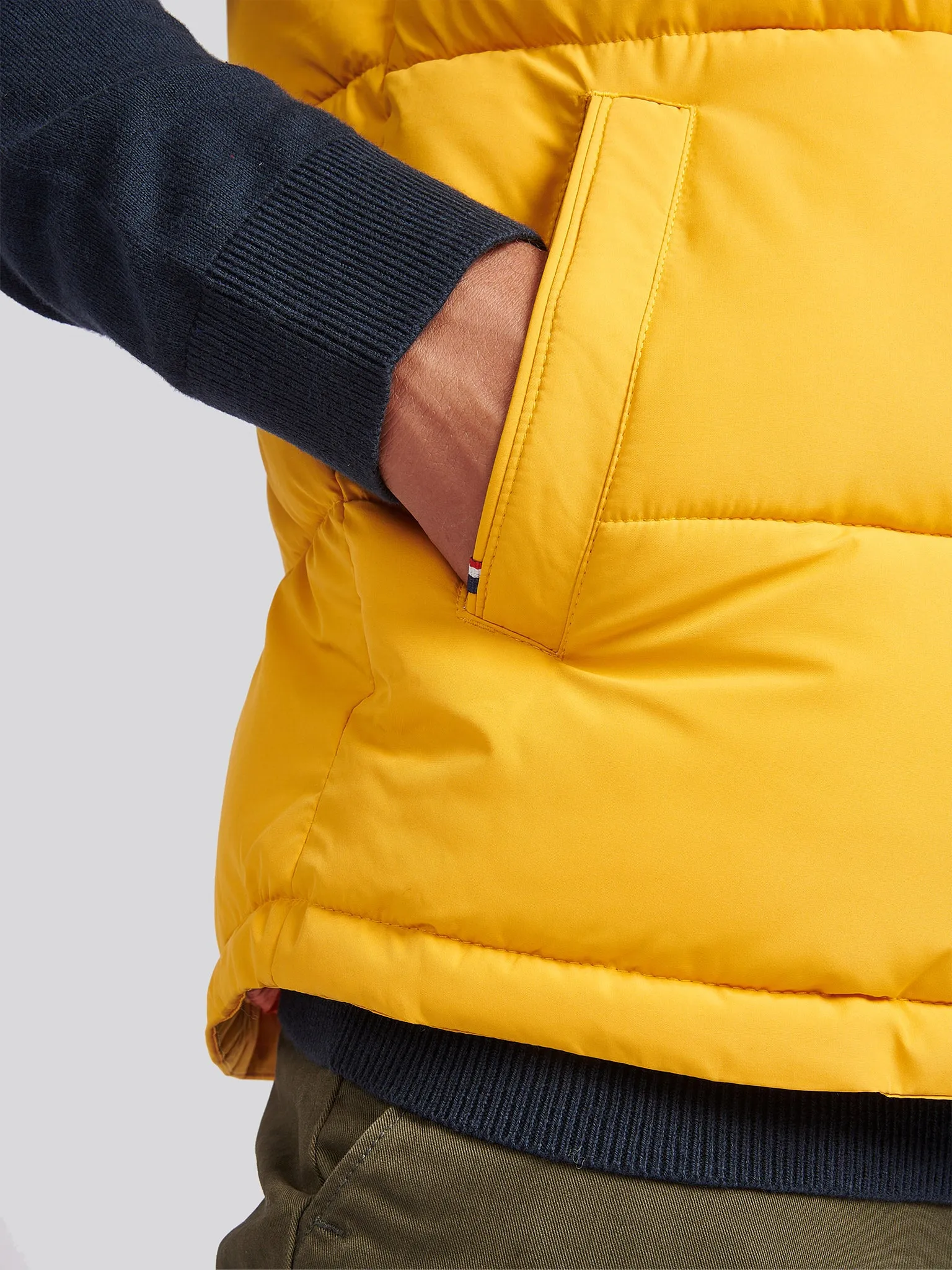 Mens Wide Baffle Gilet in Mango Mojito