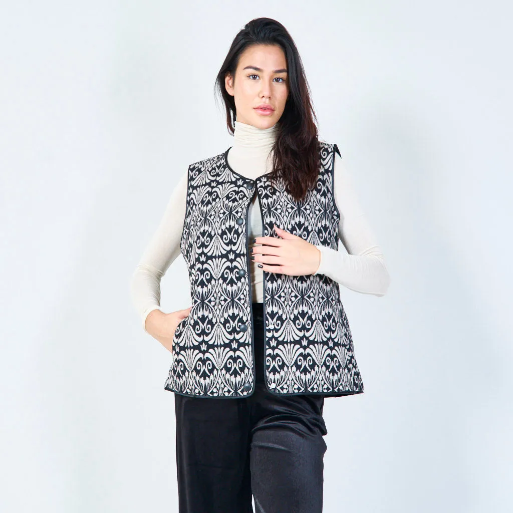 Quilted sleeveless vest with pattern wholesale