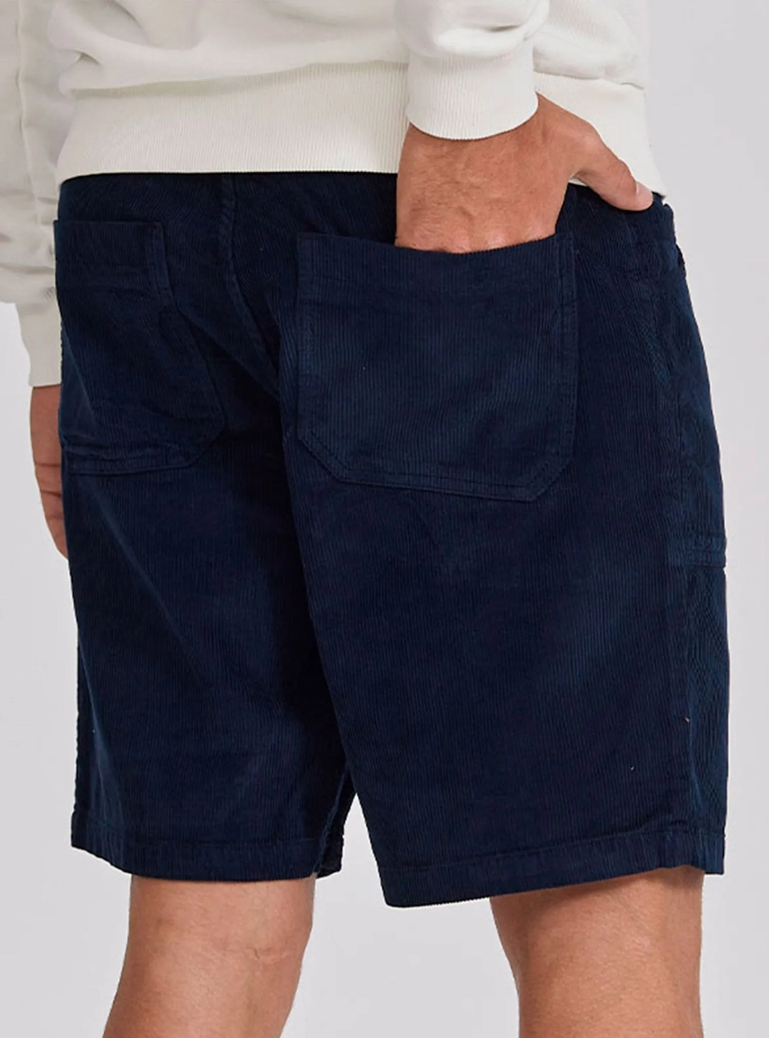 REGULAR CORDUROY WALKSHORTS