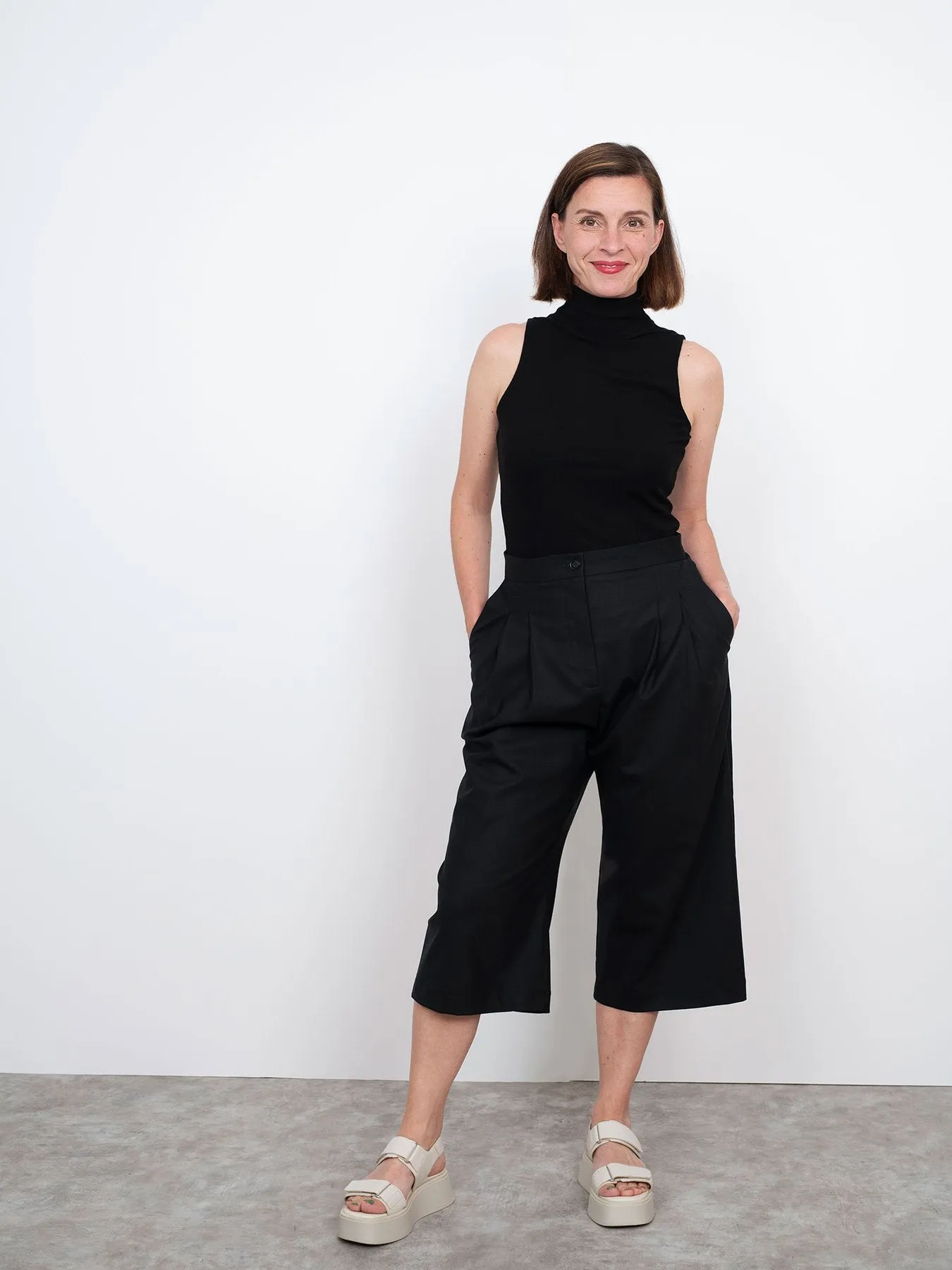 THE ASSEMBLY LINE • High Waisted Trousers Sewing Pattern (XL - 3XL)