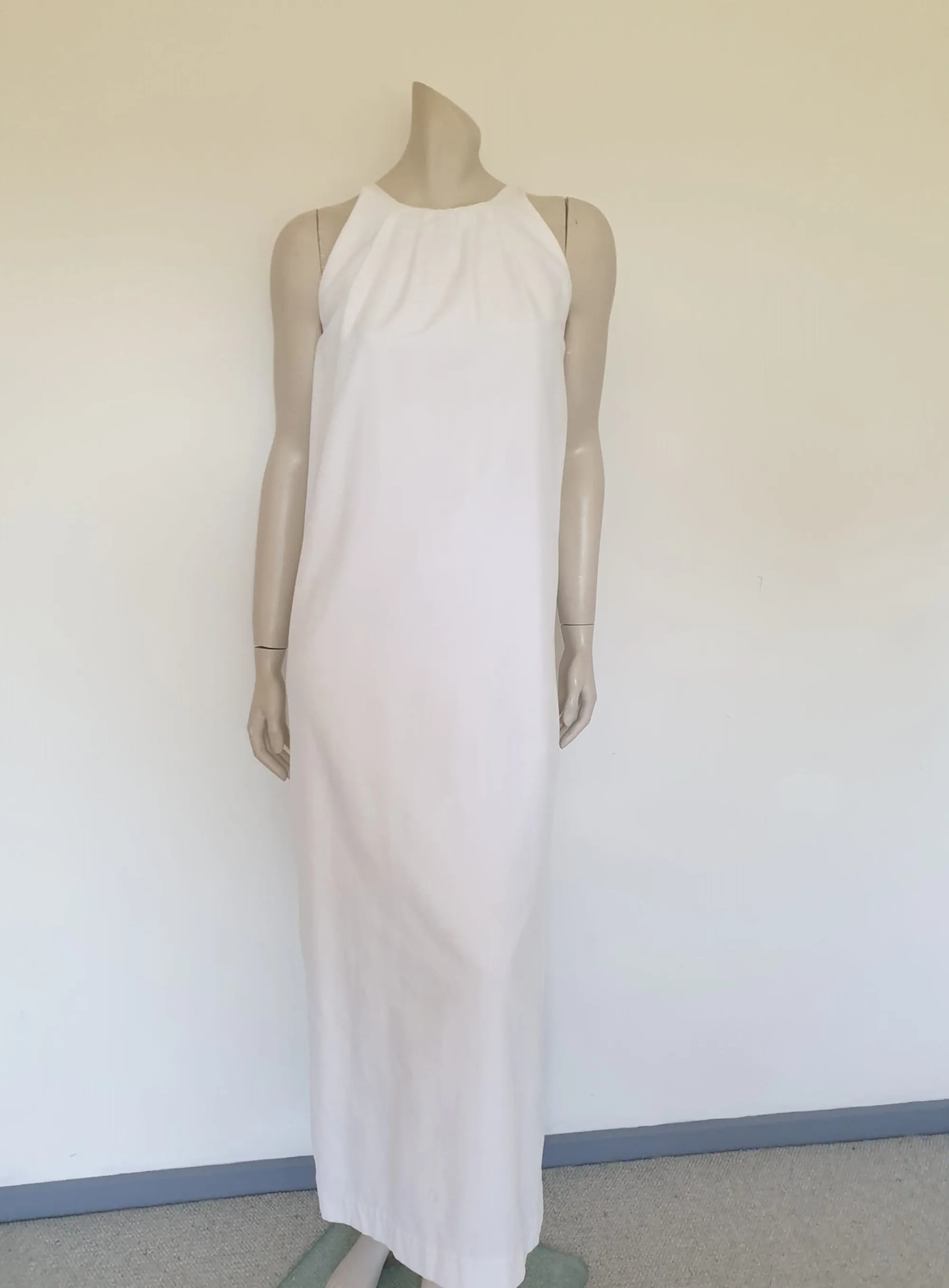 White Velvet Maxi Dress - S